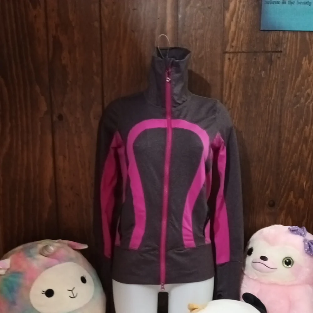 Size 8 Purple and Gray Sweater with Stand-Up Collar - Picture 2 of 15